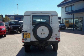 Land Rover Defender 2.5