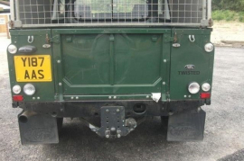 Land Rover Defender 2.5