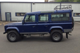 Land Rover Defender 2.5