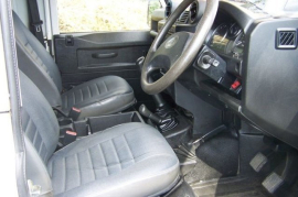 Land Rover Defender 2.5