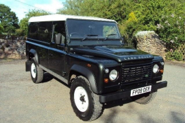 Land Rover Defender 2.4