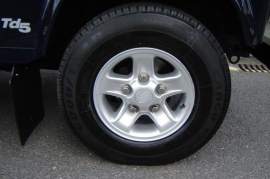 Land Rover Defender 2.5