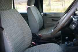 Land Rover Defender 2.5