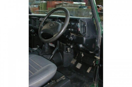 Land Rover Defender 2.5