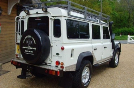 Land Rover Defender 2.5