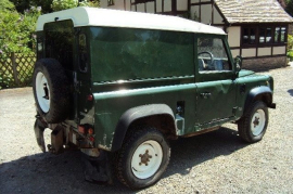 Land Rover Defender 2.5