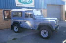 Land Rover Defender 2.5