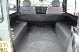 Land Rover Defender 2.5