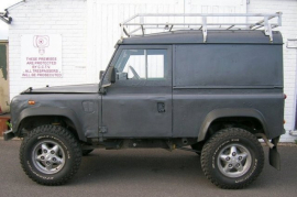 Land Rover Defender 90 2.5