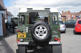 Land Rover Defender 90 2.5