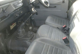 Land Rover Defender 90 2.5