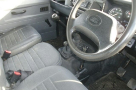 Land Rover Defender 90 2.5