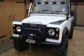 Land Rover Defender DEFENDER 90 3.9