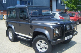 Land Rover Defender 90 3.0