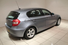 BMW 1 SERIES  2.0