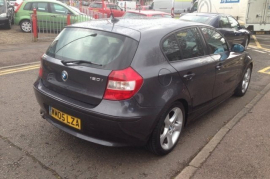 BMW 1 SERIES  2.0