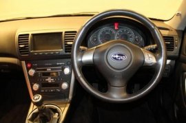Subaru Outback 2.5i