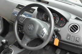 Suzuki Swift 1.3
