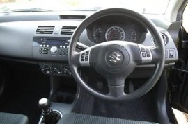 Suzuki Swift 1.3
