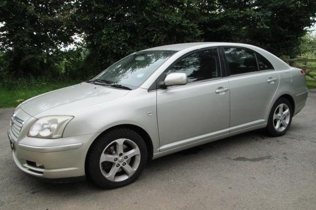 Toyota Avensis 2.2