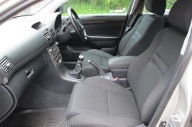 Toyota Avensis 2.2