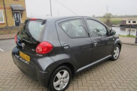 Toyota Aygo 1.0