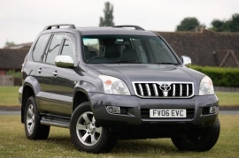 Toyota LAND CRUISER 5-DR 3.0 D-4D LC4