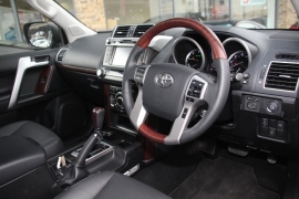 Toyota Land Cruiser 2.8 D-4D Invincible Auto