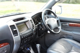 Toyota Land Cruiser 3.0 D-4D LC5 5dr