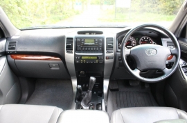 Toyota Land Cruiser 4.0 VVT-i V6 LC4 5dr