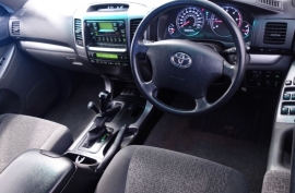 Toyota Land Cruiser LC3 8-SEATS D-4D