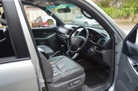 Toyota Land Cruiser 3.0 D-4D Invincible 5dr