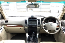 Toyota Land Cruiser 3.0 D-4D Invincible 5dr