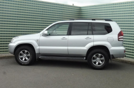 Toyota Landcruiser 3.0 INVINCIBLE 5dr