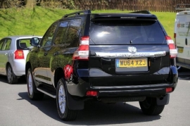 Toyota LAND CRUISER 5-DR 3.0 D-4D 4X4 Icon