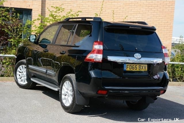 Toyota LAND CRUISER 5-DR 3.0 D-4D 4X4