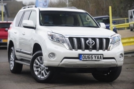 Toyota LAND CRUISER 5-DR 3.0 D-4D 4X4