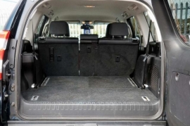 Toyota LAND CRUISER 5-DR 3.0 D-4D 4X4
