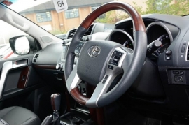 Toyota LAND CRUISER 5-DR 2.8 D-4D 4X4