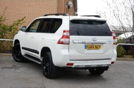 Toyota LAND CRUISER 5-DR 2.8 D-4D 4X4