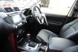 Toyota LAND CRUISER 5-DR 2.8 D-4D 4X4