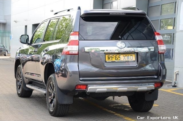 Toyota LAND CRUISER 5-DR 2.8 D-4D 4X4