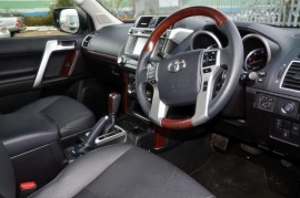 Toyota LAND CRUISER 5-DR 2.8 D-4D 4X4