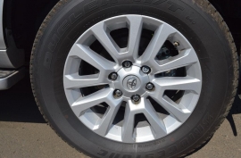 Toyota Land Cruiser ICON 2.8 D-4D Auto 5Dr