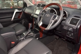 Toyota LAND CRUISER 5-DR 2.8 D-4D 4X4