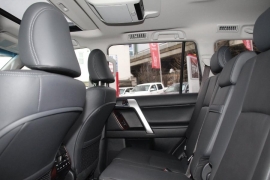 Toyota Land Cruiser 2.8 D-4D Invincible Auto