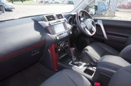 Toyota LAND CRUISER 5-DR 2.8 D-4D 4X4