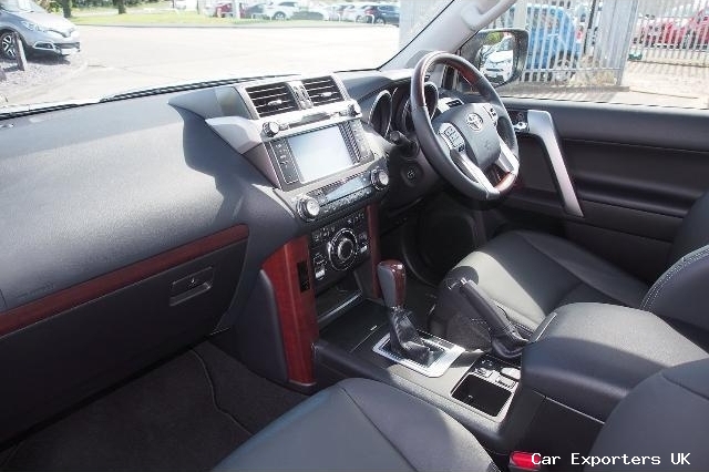 Toyota LAND CRUISER 5-DR 2.8 D-4D 4X4