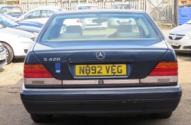 Mercedes-Benz S Class 4.2 S420 4dr