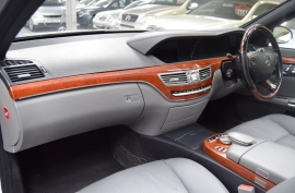 Mercedes-Benz S Class 3.0 S320 CDI 7G-Tronic 4dr